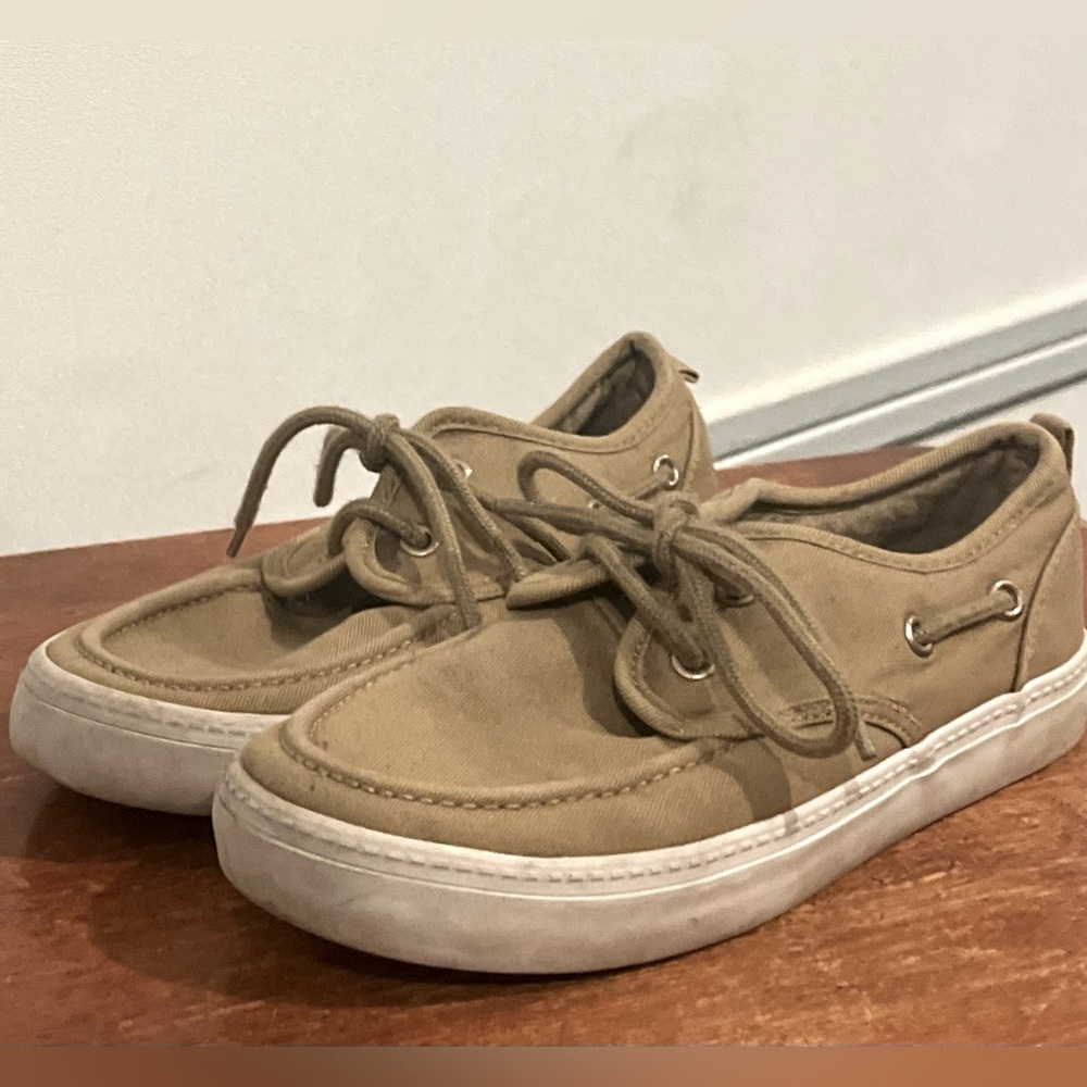 Old Navy Boys’ Khaki Tan Canvas Laced Boat Shoes Casual Loafers Size 13 Youth